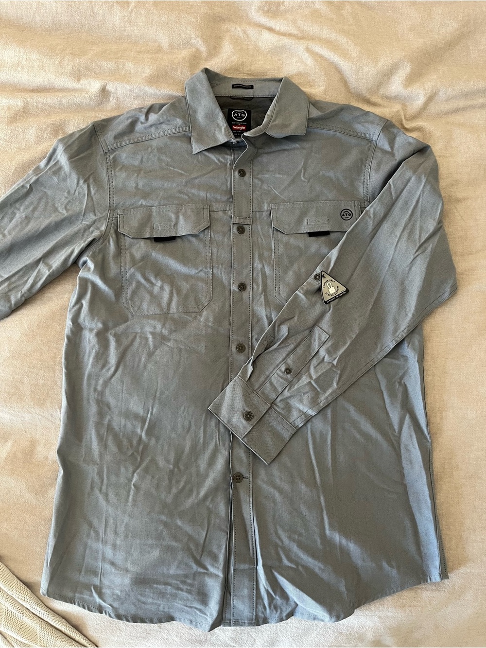 Wrangler Men's Button-Down Shirt - Gray